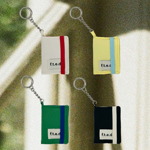 패딩 미니 북커버 키링<br>오늘만 8,800원!
